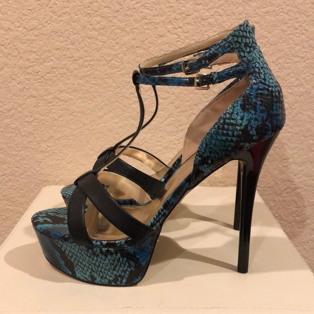 ❤️Sexy Snakeskin Heels❤️